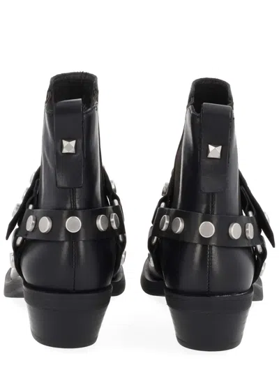Ash Logan Stiefel Mit Nieten In Black