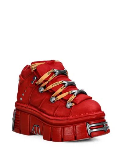 New Rock Panelled Platform Boots In Red