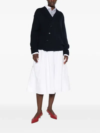 Jejia 라이언 베이비 플리츠 와이드 쇼츠 In White