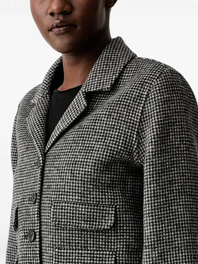 Ermanno Firenze Houndstooth-pattern Cropped Jacket In Black