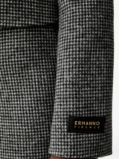 Ermanno Firenze Houndstooth-pattern Cropped Jacket In Black
