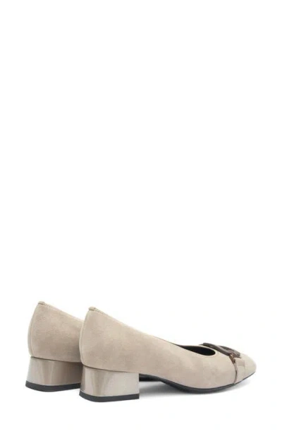 Ara Glacier Pump In Neutral