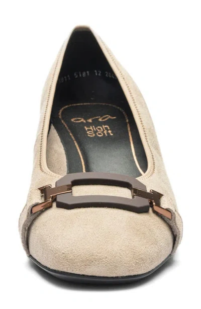 Ara Glacier Pump In Neutral