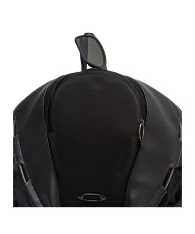 Oakley Structured Technical Backpack In Black
