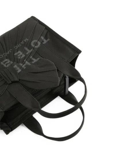 Marc Jacobs Handbagsdouble-handle Handbag In Black