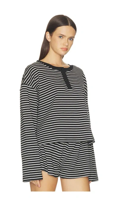 Elce Nixie Top In Jet Stripe