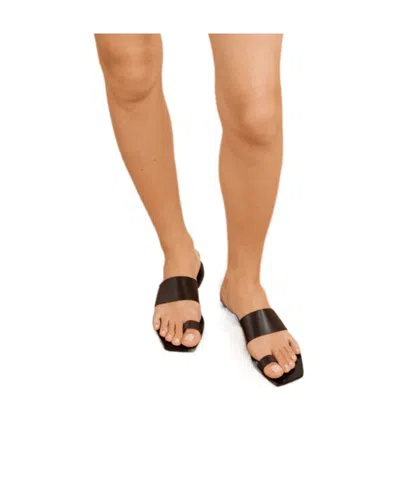 Aeyde Sibel Leather Flat Sandals In Black