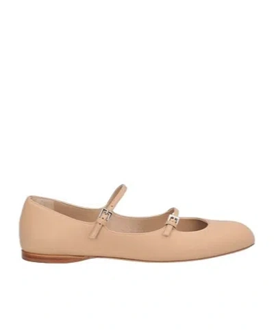 Max Mara Plain Colour Ballet Flats In Neutral