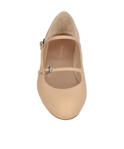 Max Mara Plain Colour Ballet Flats In Neutral