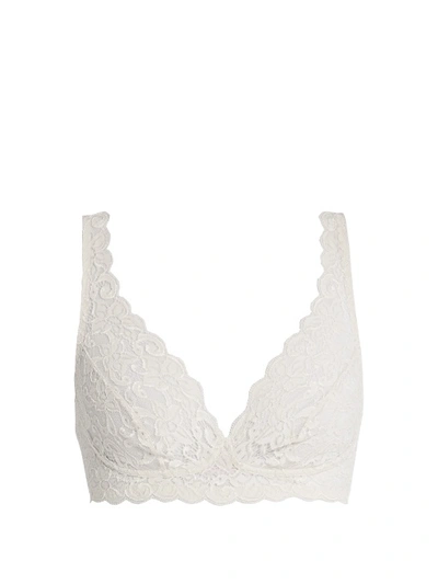 Hanro Moments Lace Soft-cup Bra In Beige