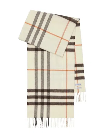 Burberry Stone Check Pattern Fringed Edge Rectangular Shape Logo Patch To The Front Brushed Finish In Multi
