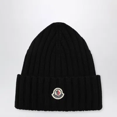 Moncler Mol20933b00036a9327999bb Ribbed Merino Wool Beanie In Black