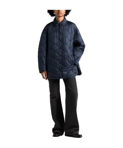 Max Mara A Light Quilted Coat In Multi