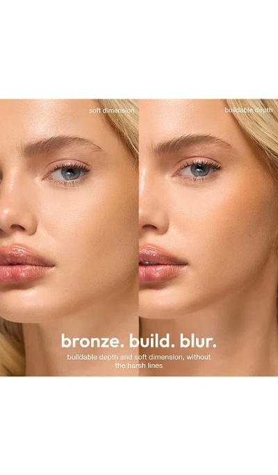 Iconic London Soft Touch Bronzer In Beige