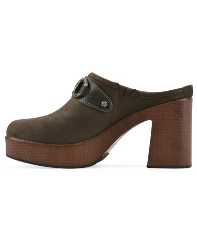 White Mountain Barleys Platform Clog In Army Multi