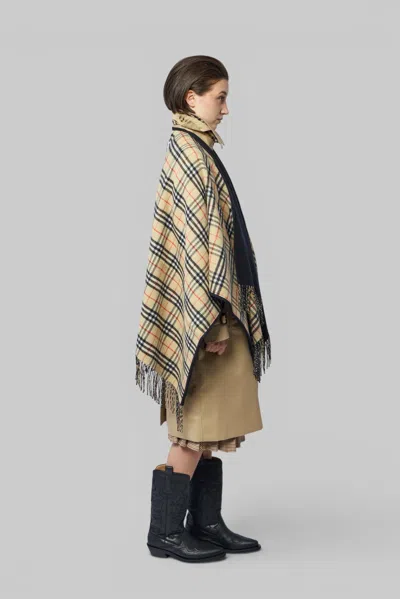 Burberry Reversible Check Wool Cape In Beige