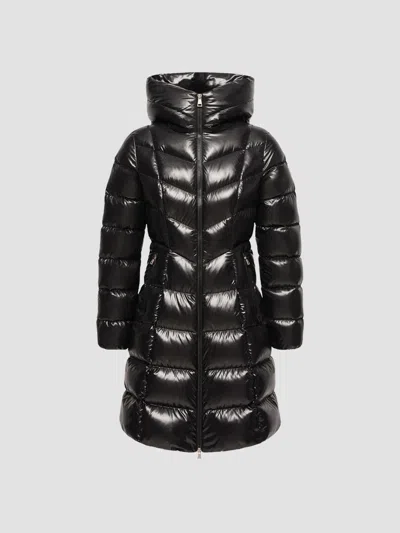 Moncler Chevron-quilted Hooded Puffer Jacket In Black