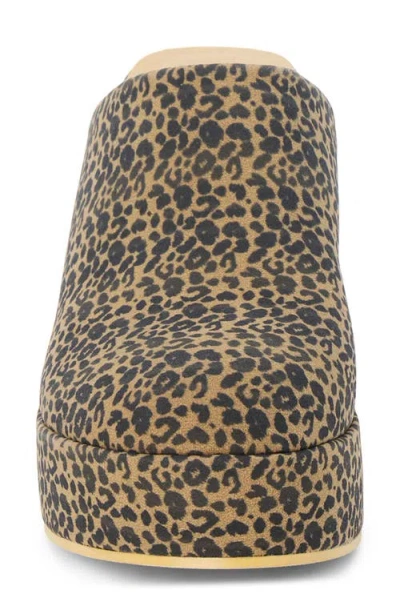 Matisse Jayde Platform Pump In Tan Leopard Fabric