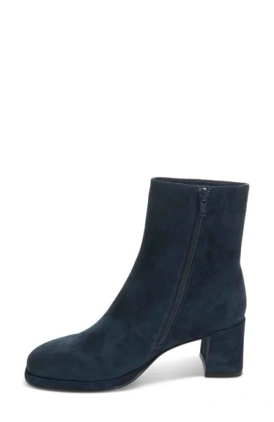 Vaneli Vanity Bootie In Navy