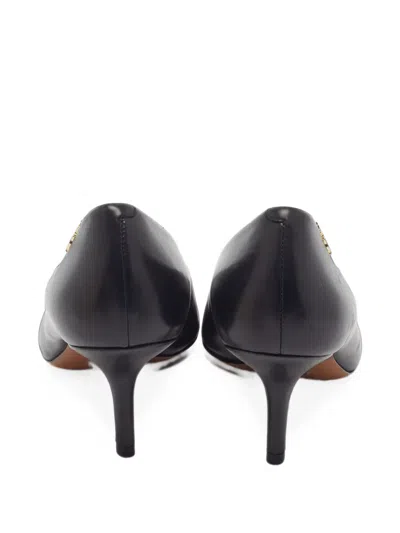 Pre-owned Tory Burch Janey Pointed-toe Pumps In 黑色
