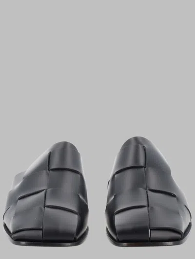 Hereu Sleek Everyday Leather Flats For Women In Black