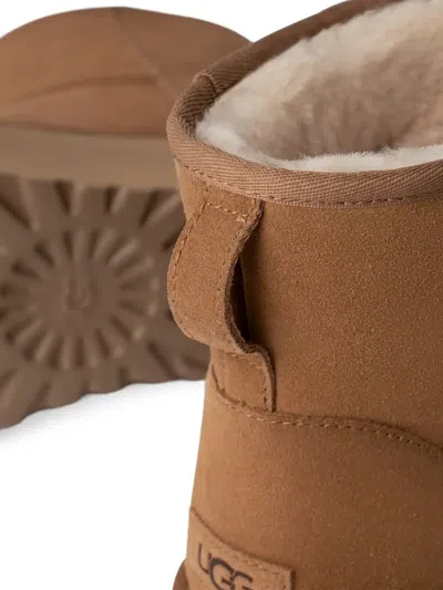 Ugg Classic Mini Platform Ankle Boots In Brown