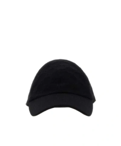Gucci Versatile Adjustable Cap With Curved Brim In Black