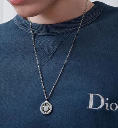 Dior Stack Pendant Necklace In Metallic