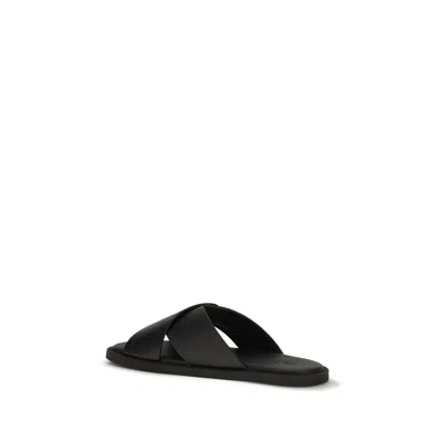 Fendi Crossed X-strap Calfskin Slide Sandals In Black