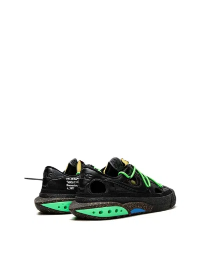 Nike Sneaker In Black