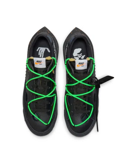 Nike Sneaker In Black
