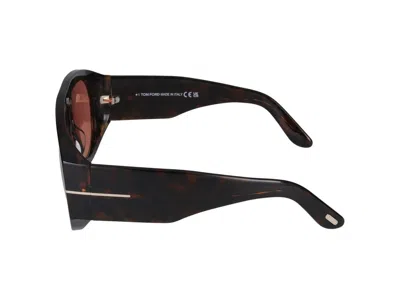 Tom Ford Ft1044 Injected Pilot Sunglasses In Brown