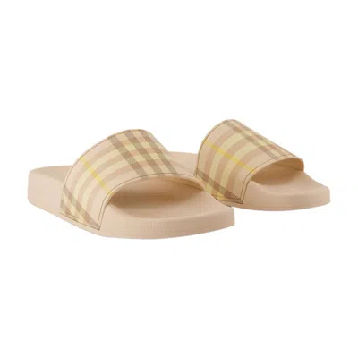 Burberry Slide In Neutral
