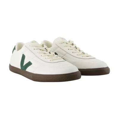 Veja Panenka White Cyprus Eagle In White