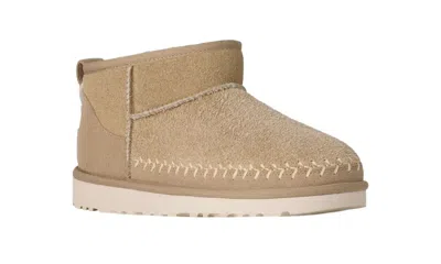 Ugg Boot In Neutral