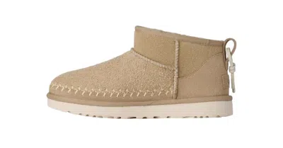 Ugg Boot In Neutral