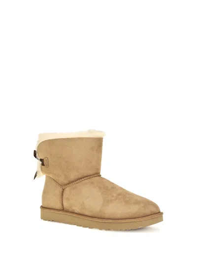 Ugg Boots Woman Color Walnut In Brown