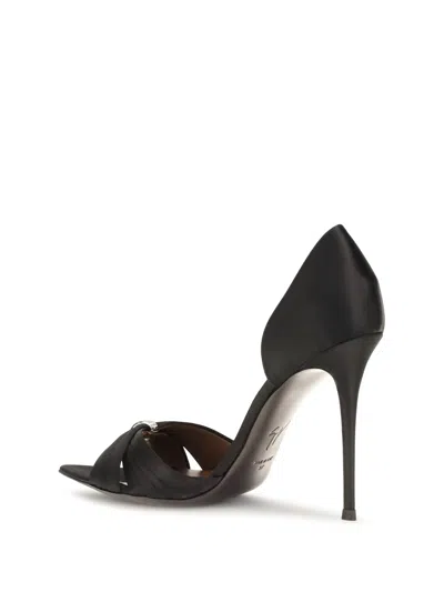 Giuseppe Zanotti Pump In Black