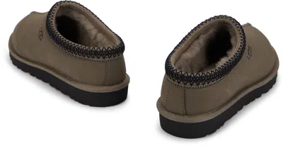 Ugg Shearling-lined Leather Slipper In Multi