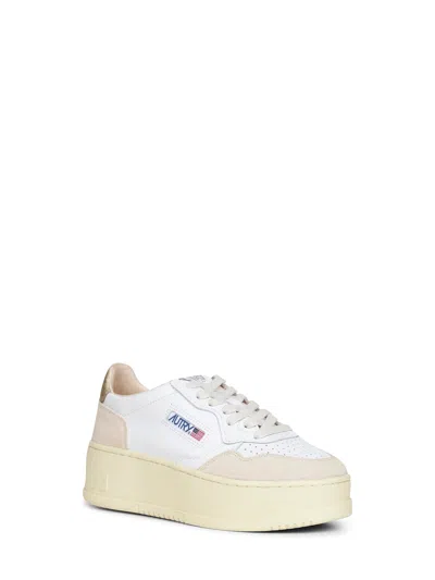 Autry Medalist Platform Sneaker In White