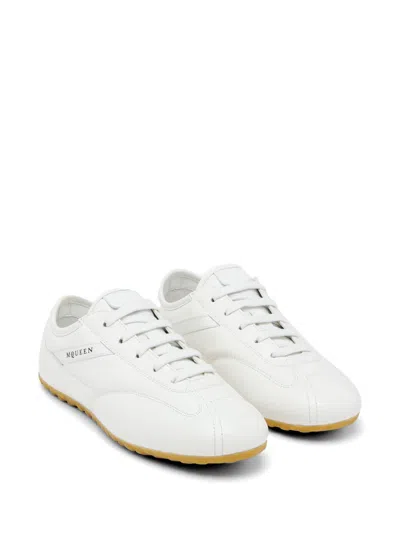 Alexander Mcqueen Boxer Sneaker In White