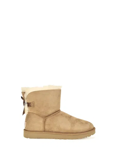 Ugg Boots Woman Color Walnut In Brown