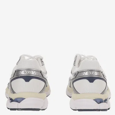Asics Sneakers