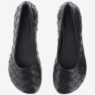 Bottega Veneta Intrecciato Lambskin Ballet Flat In Black