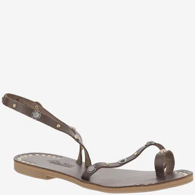 Kima Sandals In Brown