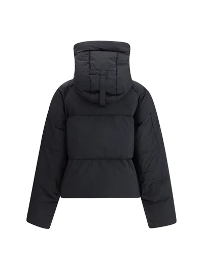 Canada Goose Chilliwack Down Jacket In Black