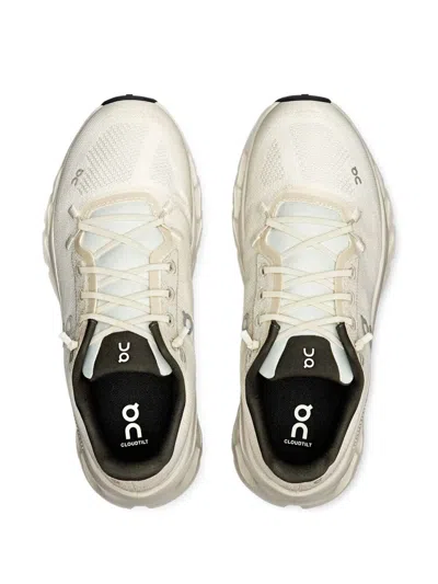 On Running Cloudtilt Sneaker In Neutral