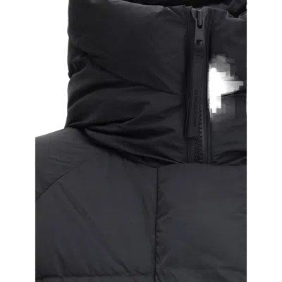 Canada Goose Chilliwack Down Jacket In Black