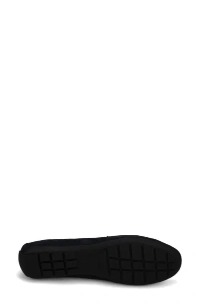 Vaneli Aiker Driving Loafer In Navy/navy