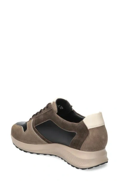 Mephisto Kim Sneaker In Walnut